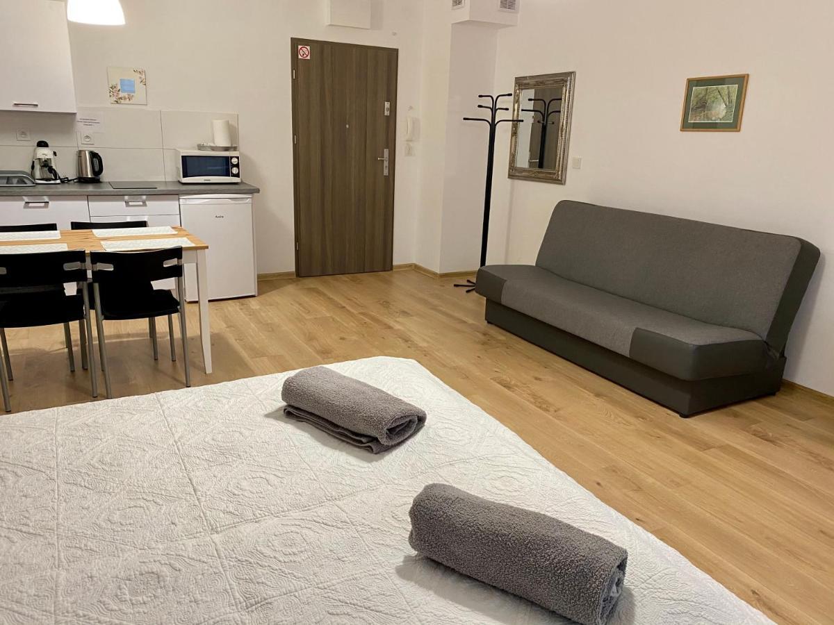 פוגורזליצה Apartament Spokoloco:) מראה חיצוני תמונה